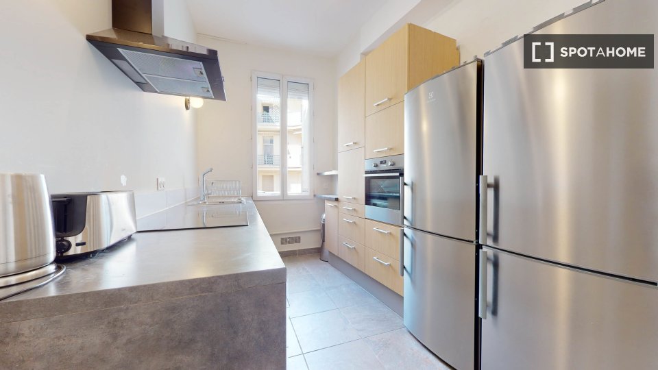Double room Montpellier, 18 beds — photo 14