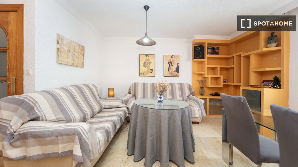 Double room Granada, 4 beds — photo 22