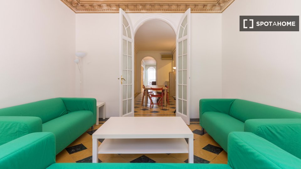 Double room Barcelona, 8 beds, 175m² — photo 3