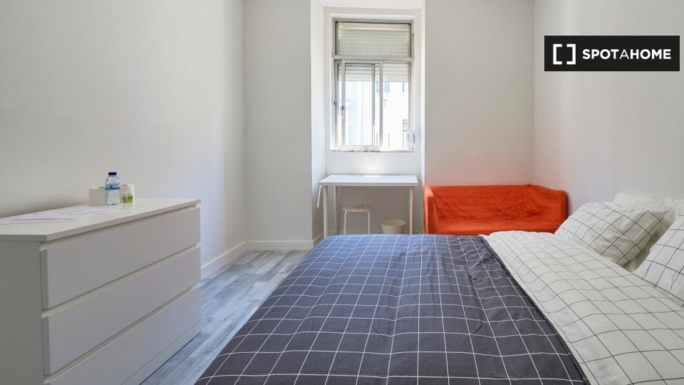 Double room Lisbon, 7 beds — photo 2