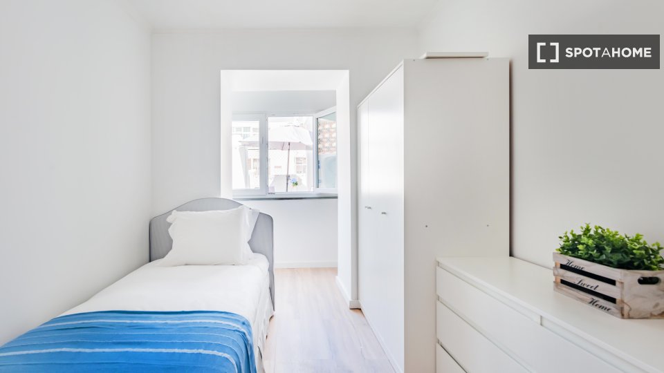 Apartment Lisbon, 2 beds — photo 3