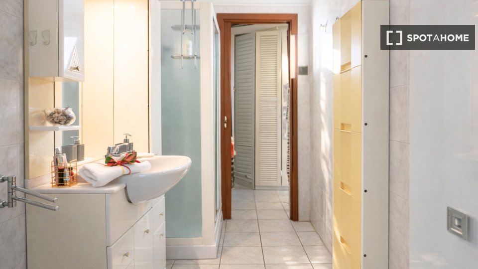 Apartment Milan, 1 bed, 65m² — photo 25