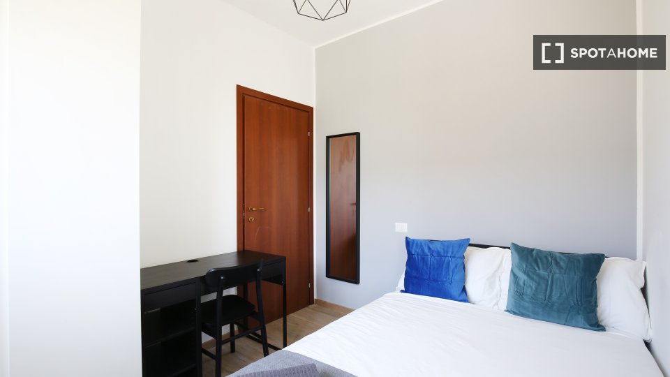 Double room Milan, 6 beds, 166m² — photo 12