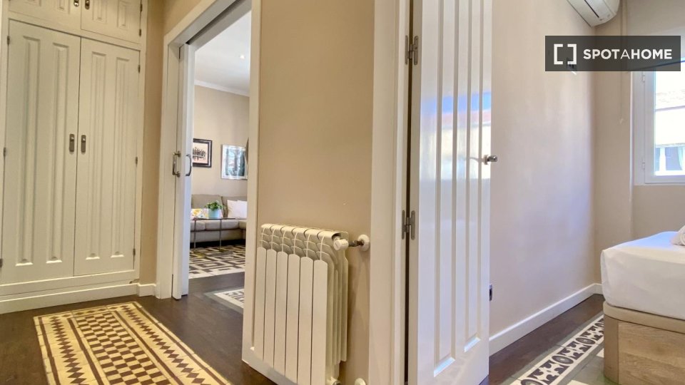 Apartment Madrid, 2 beds — photo 12