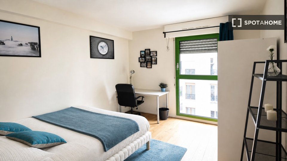 Chambre double Paris, 4 chambres — photo 15