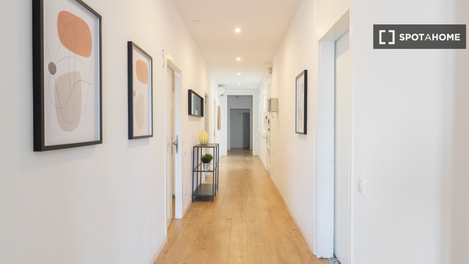 Double room Barcelona, 5 beds, 100m² — photo 16