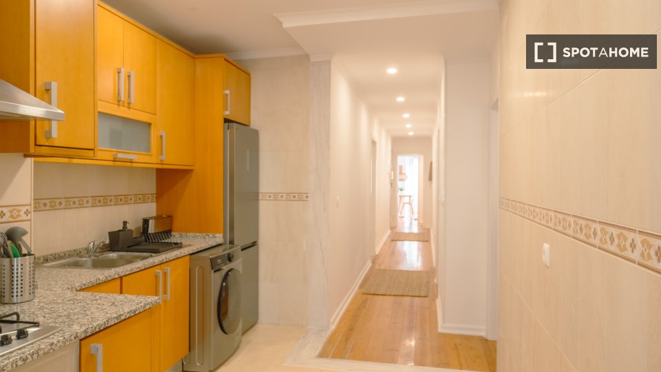 Double room Lisbon, 6 beds — photo 2