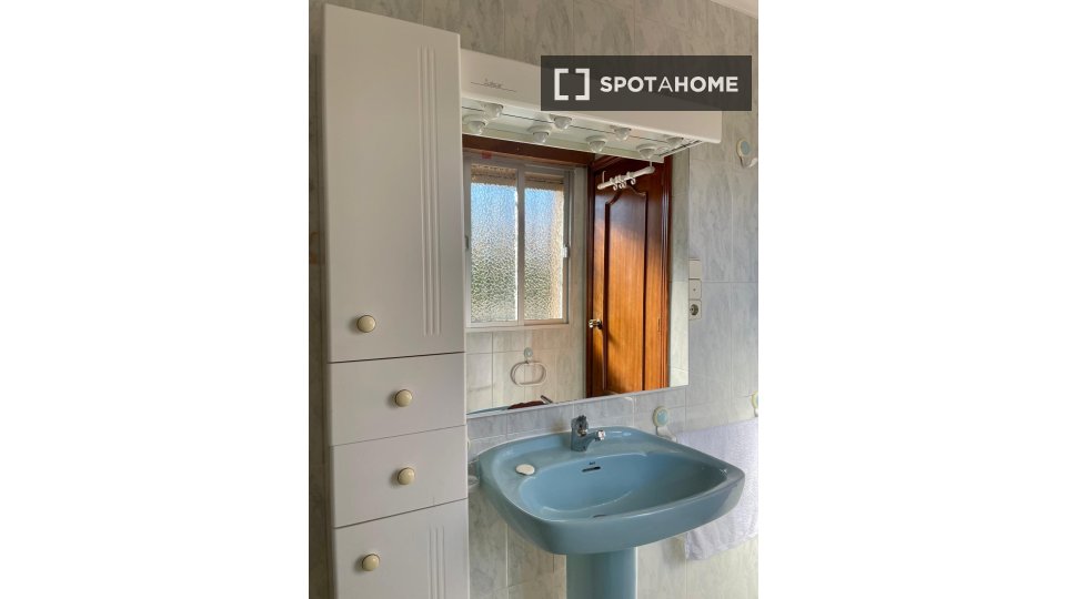 Apartment Granada, 3 beds, 90m² — photo 13