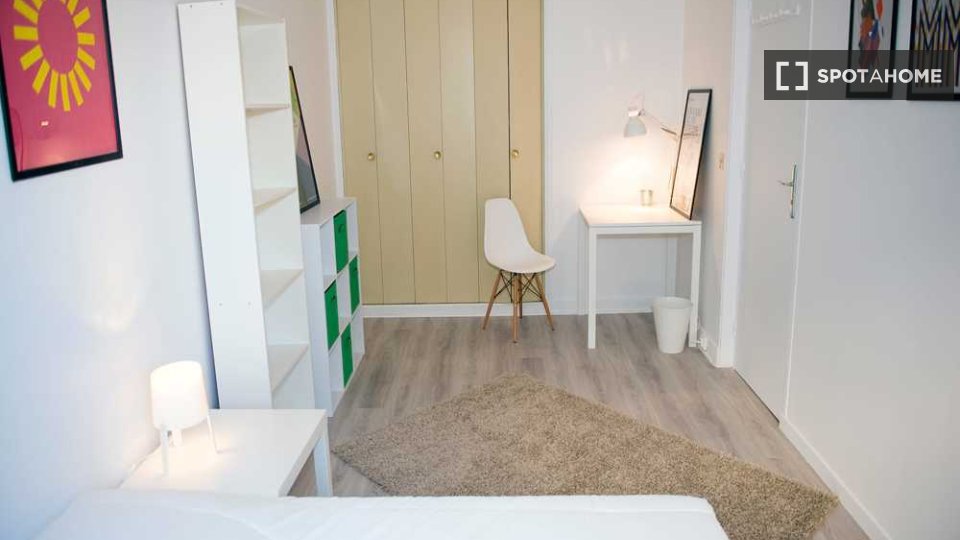 Double room Paris, 4 beds, 90m² — photo 10
