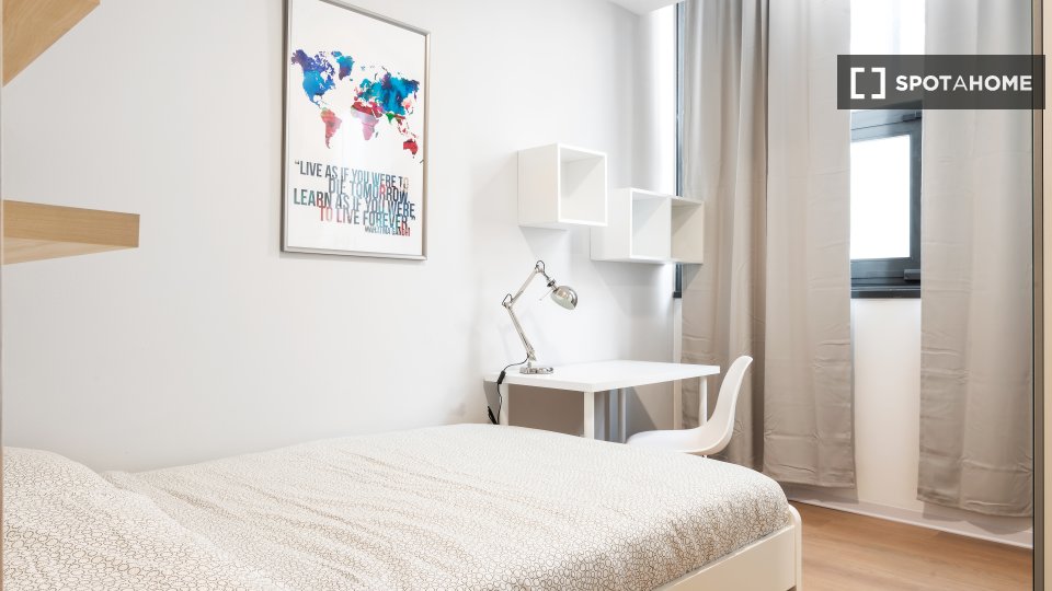 Double room Milan, 6 beds, 128m² — photo 3
