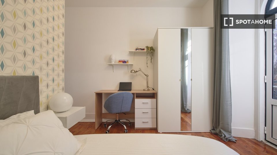 Double room Lisbon, 8 beds — photo 4