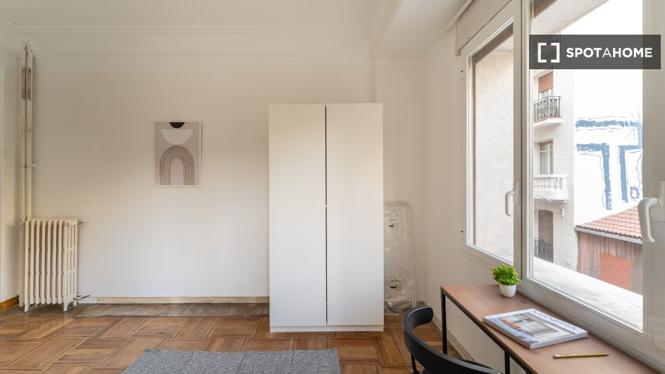 Double room Madrid, 11 beds — photo 4