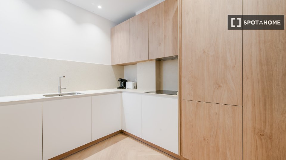 Apartment Madrid, 2 beds — photo 8