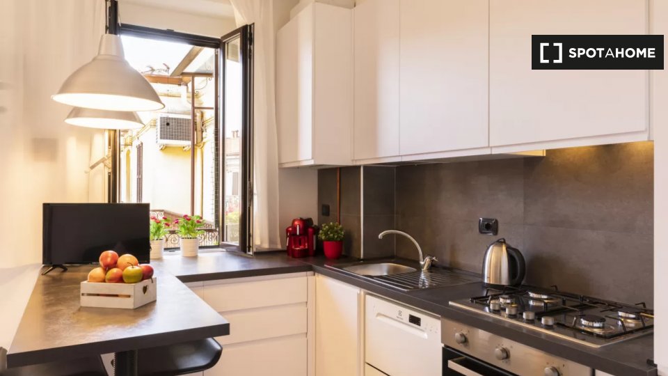 Apartment Milan, 1 bed, 36m² — photo 9
