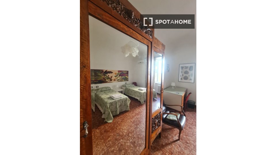 Double room Rome, 2 beds, 60m² — photo 7
