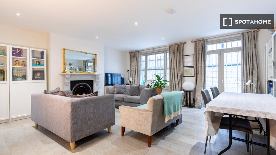 Apartment London, 2 beds, 86m² — photo 1
