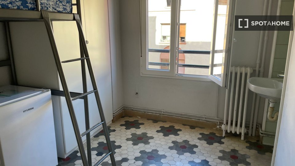 Double room Zaragoza, 20 beds — photo 8