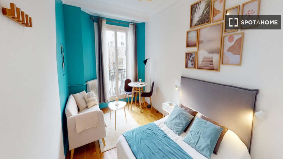 Double room Paris, 6 beds, 90m² — photo 1