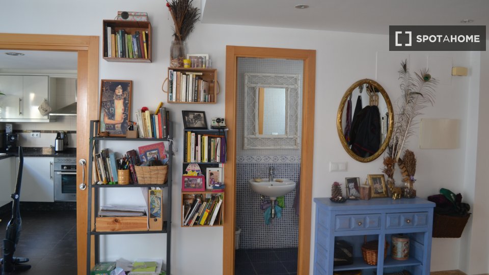 Apartment Valencia, 2 beds — photo 2