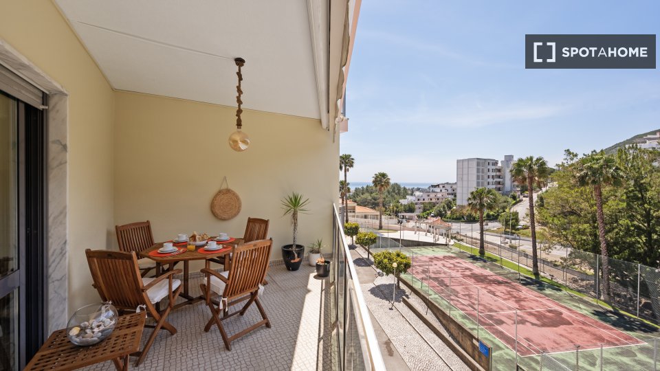 Apartment Lisbon, 2 beds, 75m² — photo 8