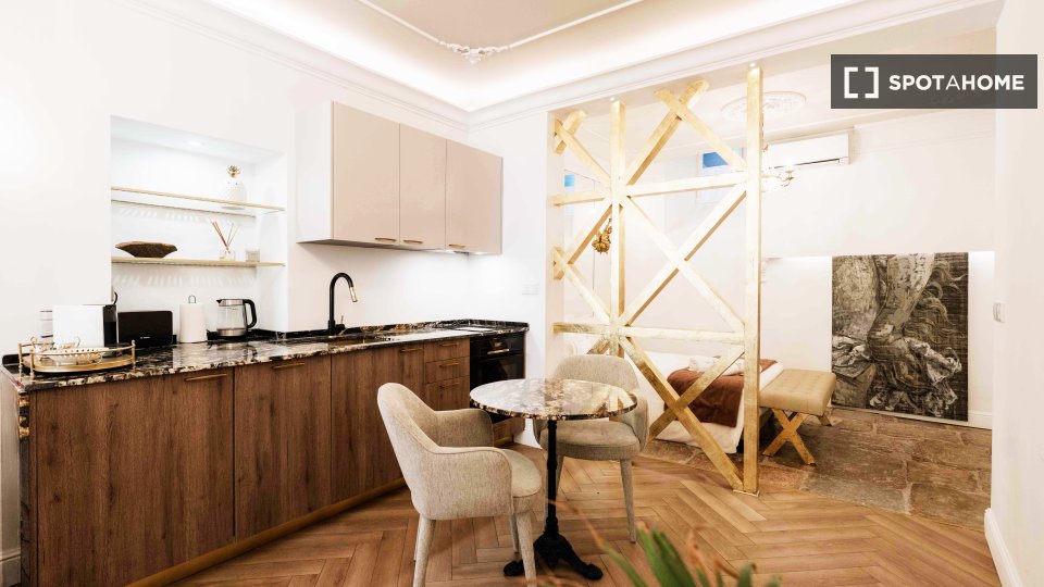 Apartment mono Lisbon, 60m² — photo 1