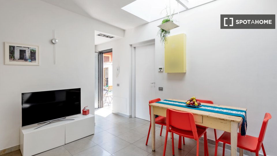 Apartment Rome, 2 beds, 65m² — photo 2