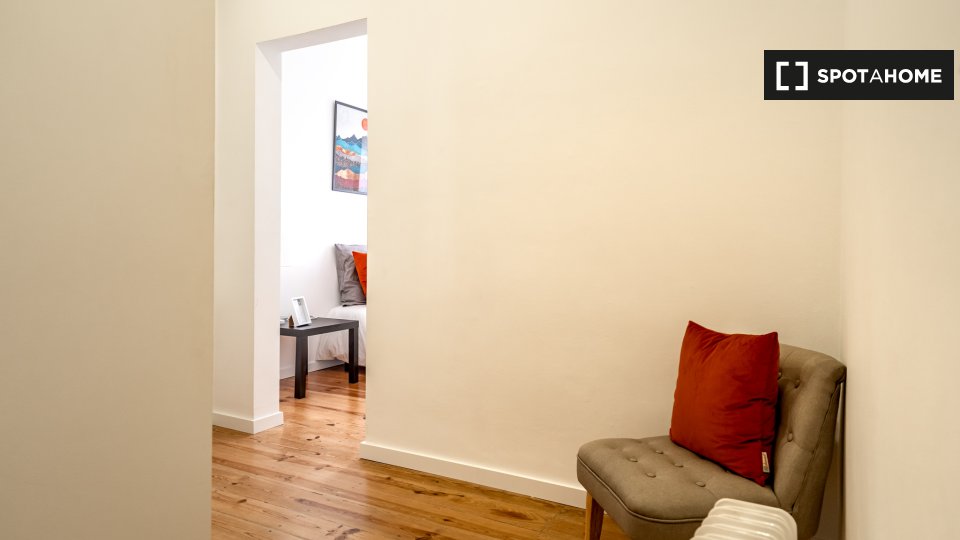 Apartment Lisbon, 2 beds — photo 12