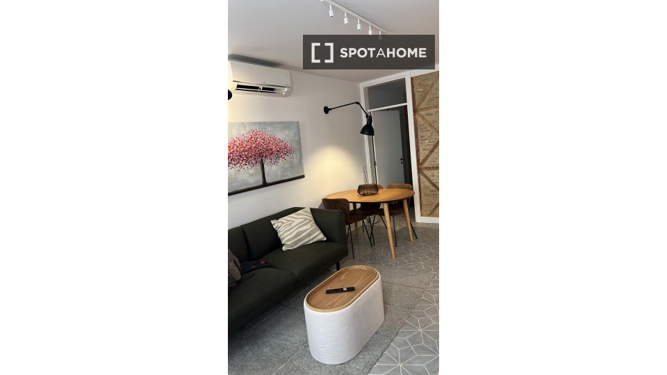 Apartment Lisbon, 1 bed, 42m² — photo 4