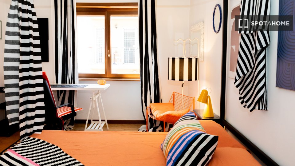 Double room Rome, 5 beds — photo 19