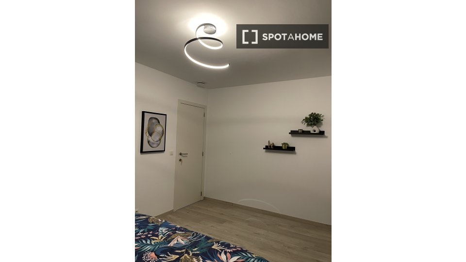 Double room Brussels, 5 beds, 225m² — photo 13
