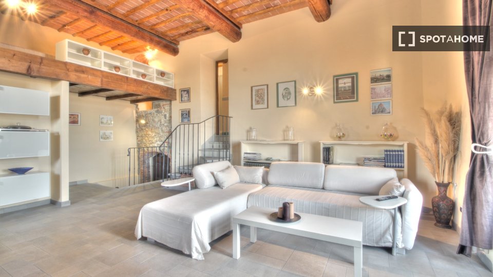 Apartment Florence, 1 bed, 70m² — photo 8
