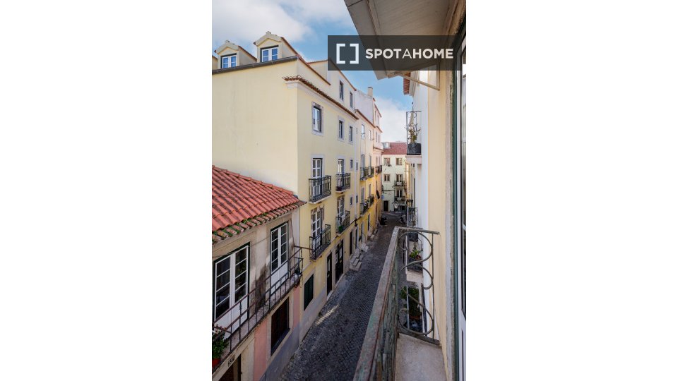 Apartment Lisbon, 1 bed — photo 14