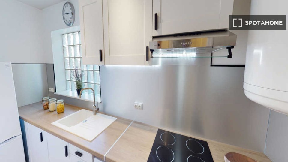 Double room Paris, 3 beds, 50m² — photo 3