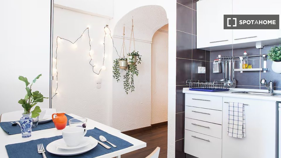 Apartment mono Lisbon — photo 13