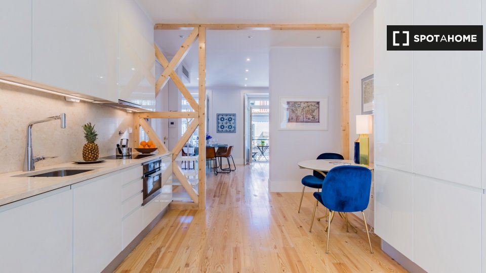 Apartment Lisbon, 3 beds — photo 11