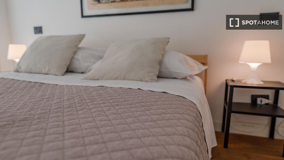 Apartment Turin, 1 bed, 65m² — photo 18