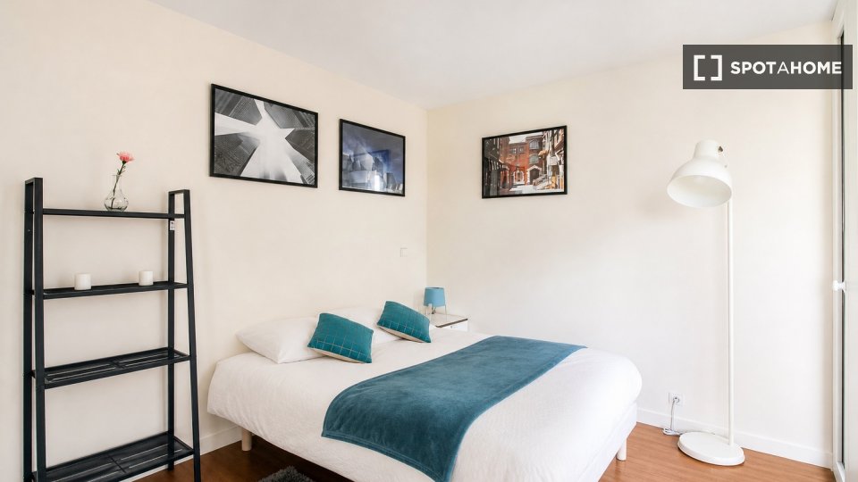 Chambre double Paris, 5 chambres — photo 27