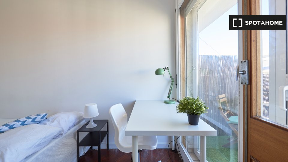 Double room Lisbon, 10 beds — photo 3
