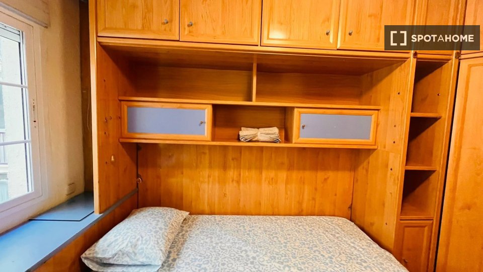 Chambre double Madrid, 4 chambres — photo 6