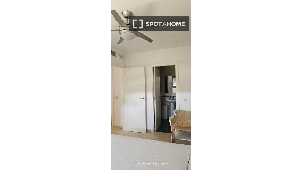 Apartment Valencia, 2 beds, 70m² — photo 1