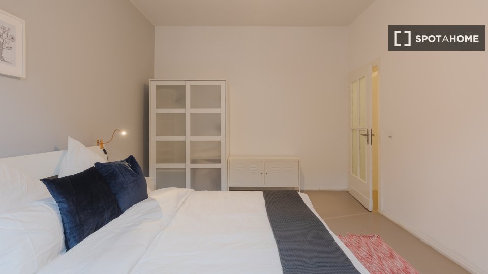 Double room Berlin, 9 beds, 50m² — photo 14