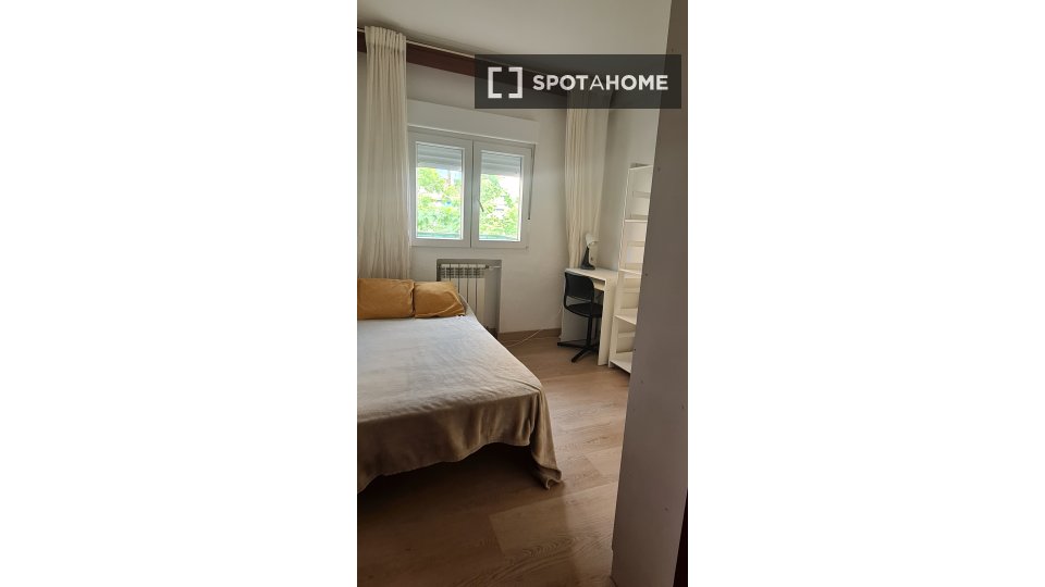 Double room Madrid, 4 beds — photo 4