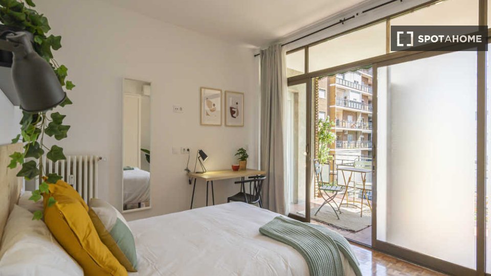 Double room Madrid, 6 beds — photo 28