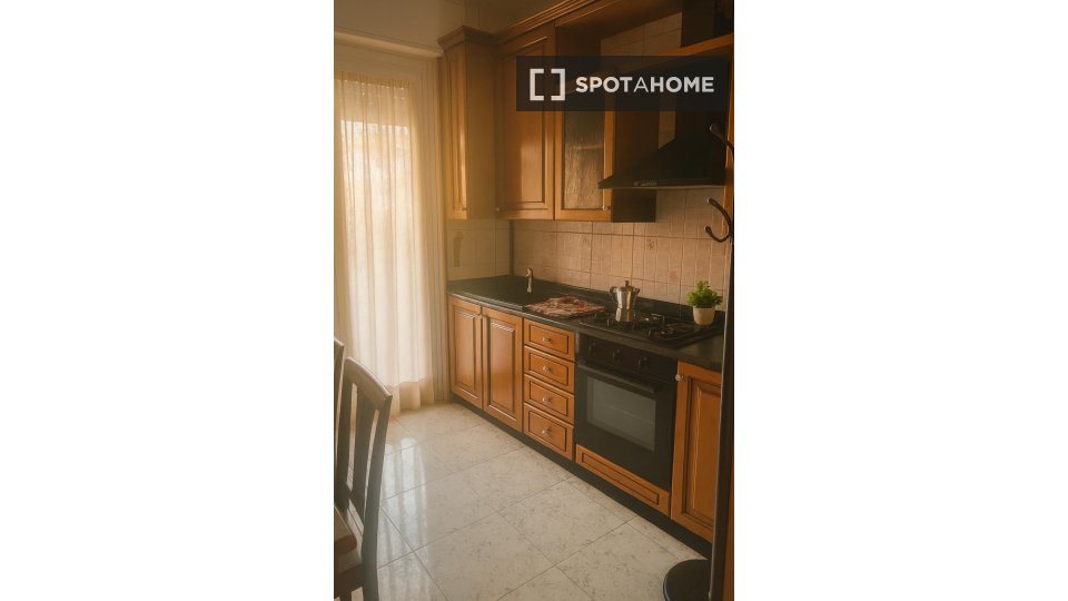 Double room Milan, 3 beds — photo 1