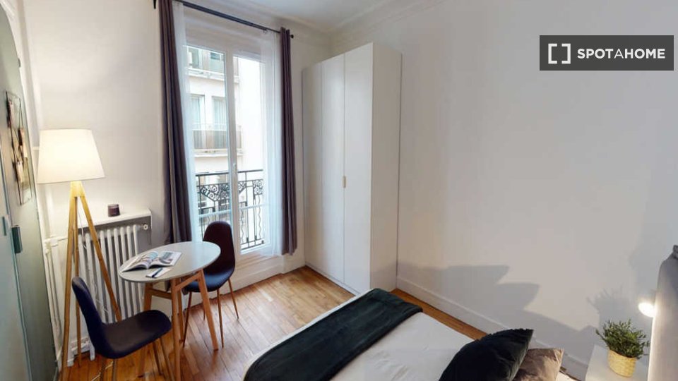 Double room Paris, 6 beds, 90m² — photo 7