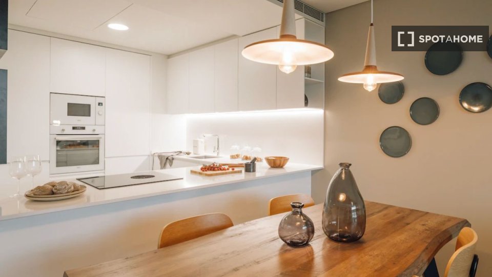 Apartment Lisbon, 1 bed — photo 15