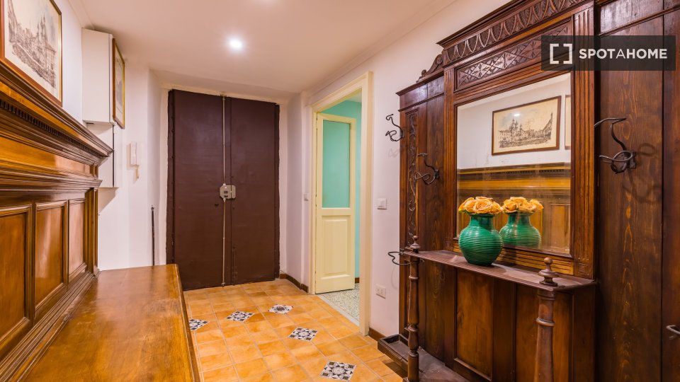 Apartment Naples, 2 beds — photo 17