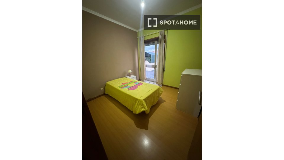 Double room Porto, 3 beds — photo 21