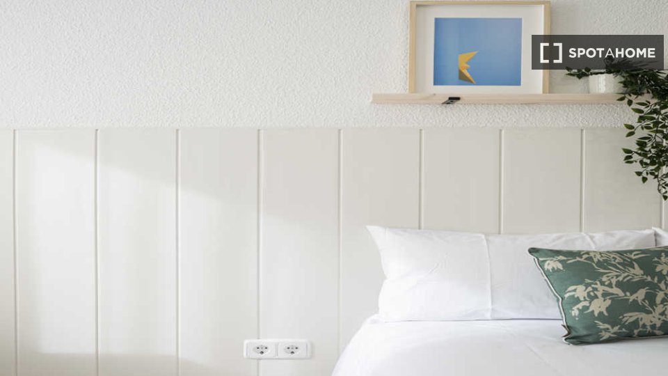 Double room Madrid, 25 beds — photo 51