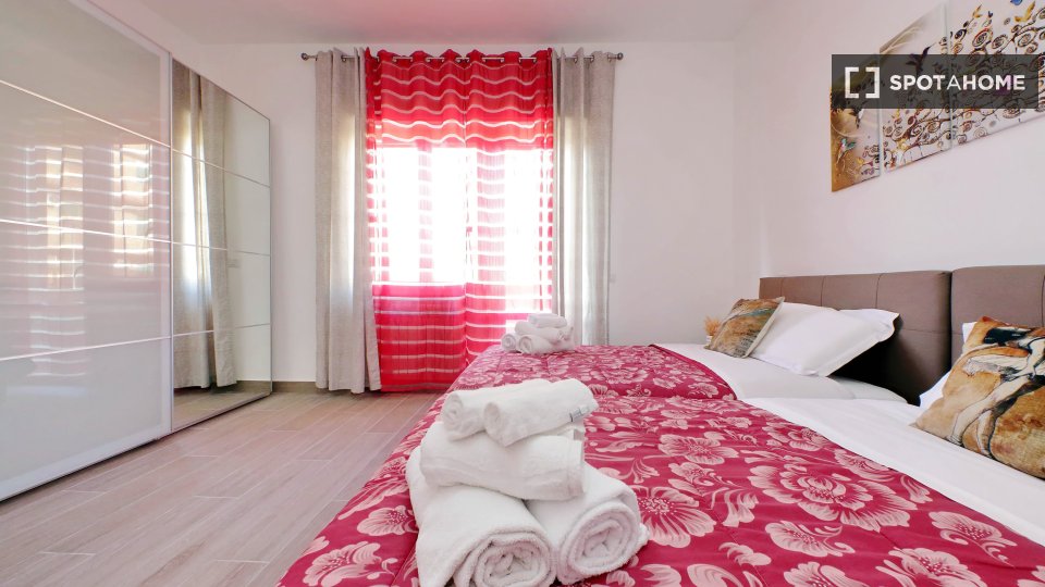Apartment Rome, 2 beds — photo 16